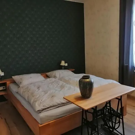 Ferienwohnung alte Apotheke Rossdorf  Exterior foto